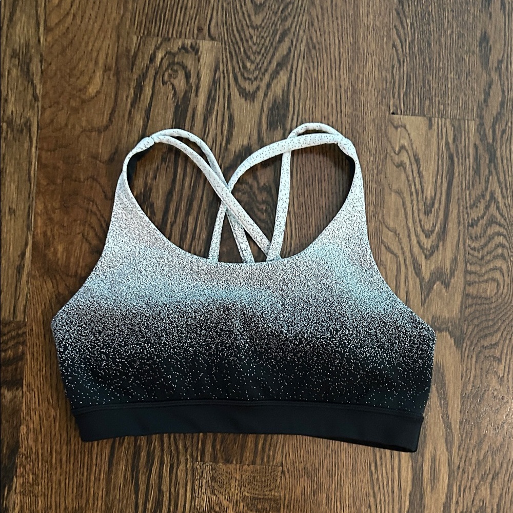Lululemon Women's Black and Gray Ombre Sports Bra
